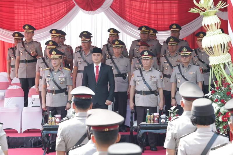 Kapolri Pimpin Upacara Hari Juang Polri di Surabaya