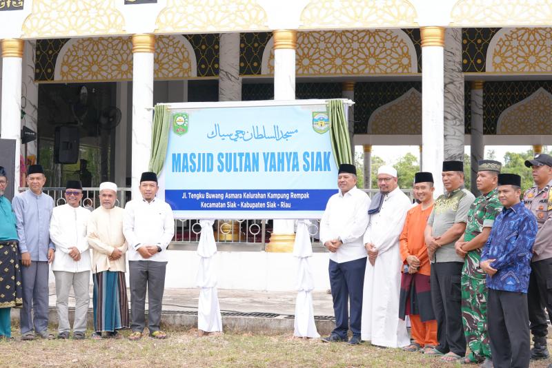 Masjid Sultan Yahya Pondok Pesantren Darul Hadist Siak diresmikan