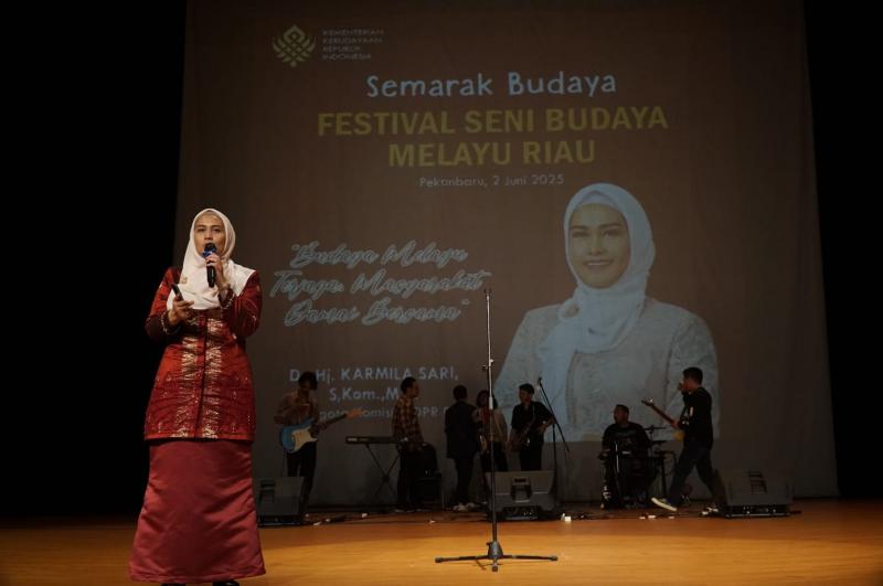 Karmila Sari Dukung Penuh Festival Seni Budaya Melayu Riau 2025