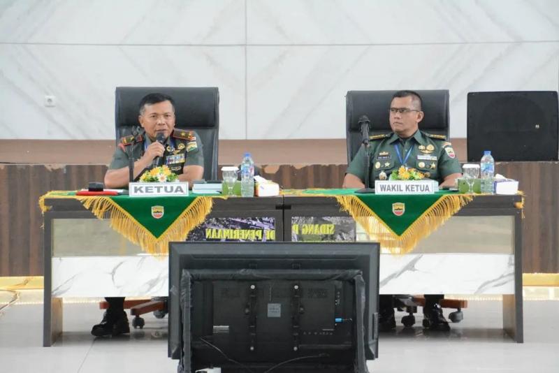 Danrem 031/WB Pimpin Sidang Parade Penerimaan Calon Bintara PK Pria TNI AD TA 2025