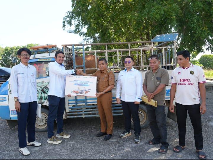TPK Perawang Salurkan Tiga Sapi Qurban untuk Warga Tualang