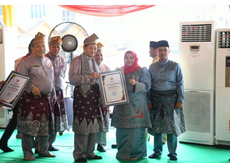 mtq-riau-2026-bupati-bengkalis-terima-penghargaan-menteri-agama