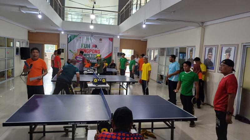 Fun Pingpong Competition Pererat Sinergi SKK Migas, EMP, dan PWI Riau