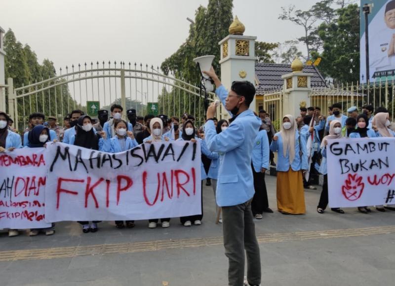 Karhutla Berulang, Mahasiswa Unri Desak Pemerintah Lindungi Siswa di Daerah Pelosok