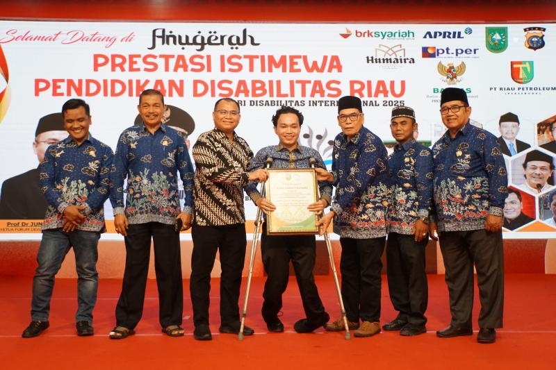 Dewandik Riau Gelar Anugerah Disabilitas 2025, 109 Siswa SLB Terima Penghargaan